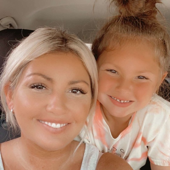 Meet your Posher, Britanee - Picture 1 of 1